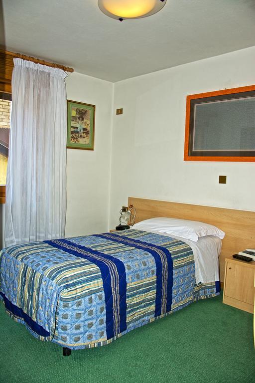 Albergo Ristorante Iris Auronzo di Cadore Δωμάτιο φωτογραφία